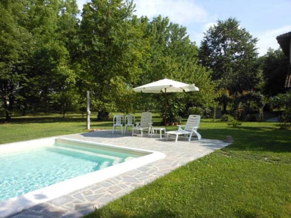 Swimming pool, Swimming pool