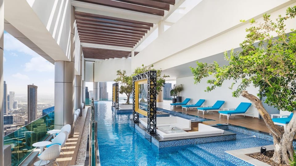 Swimming pool