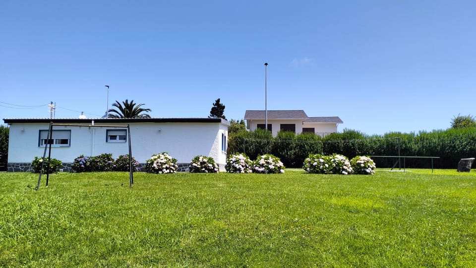 Property building, Garden, Garden view