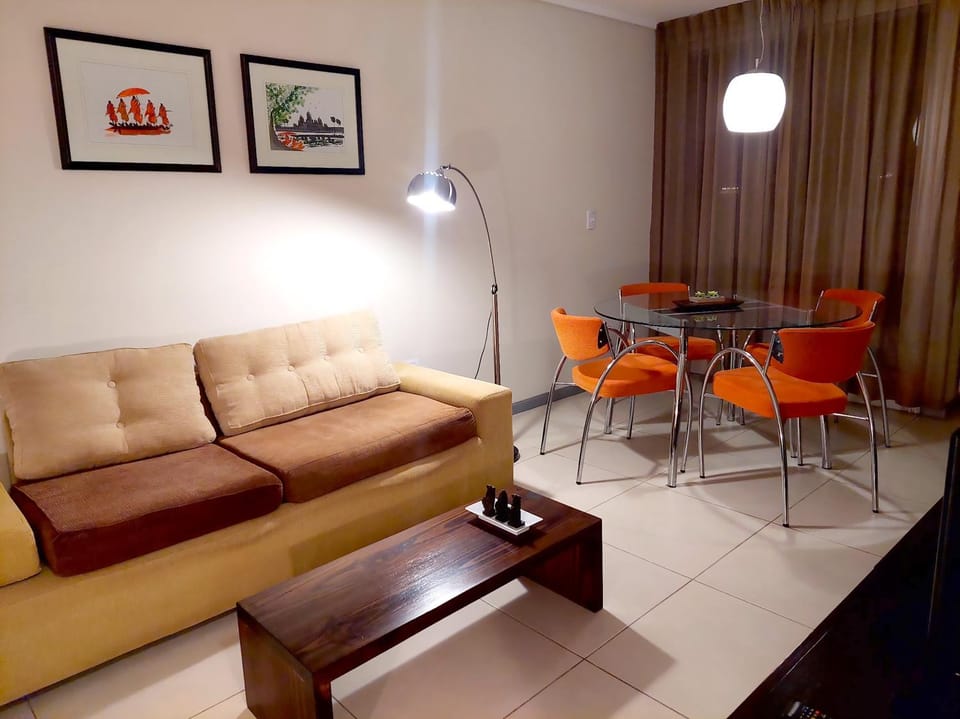 Balcony/Terrace, Living room, Seating area, Dining area