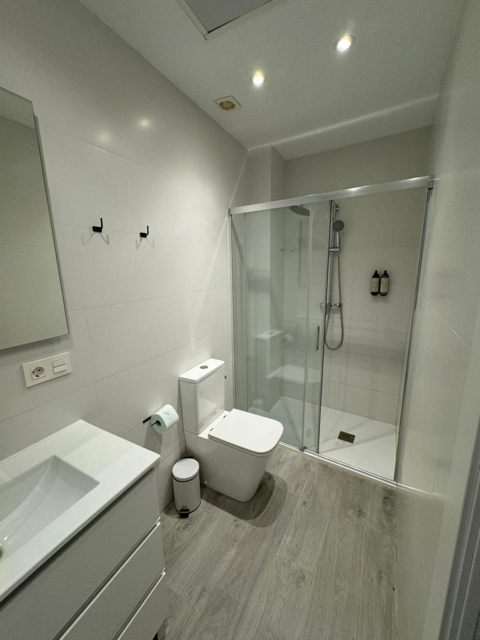 Shower, Bathroom