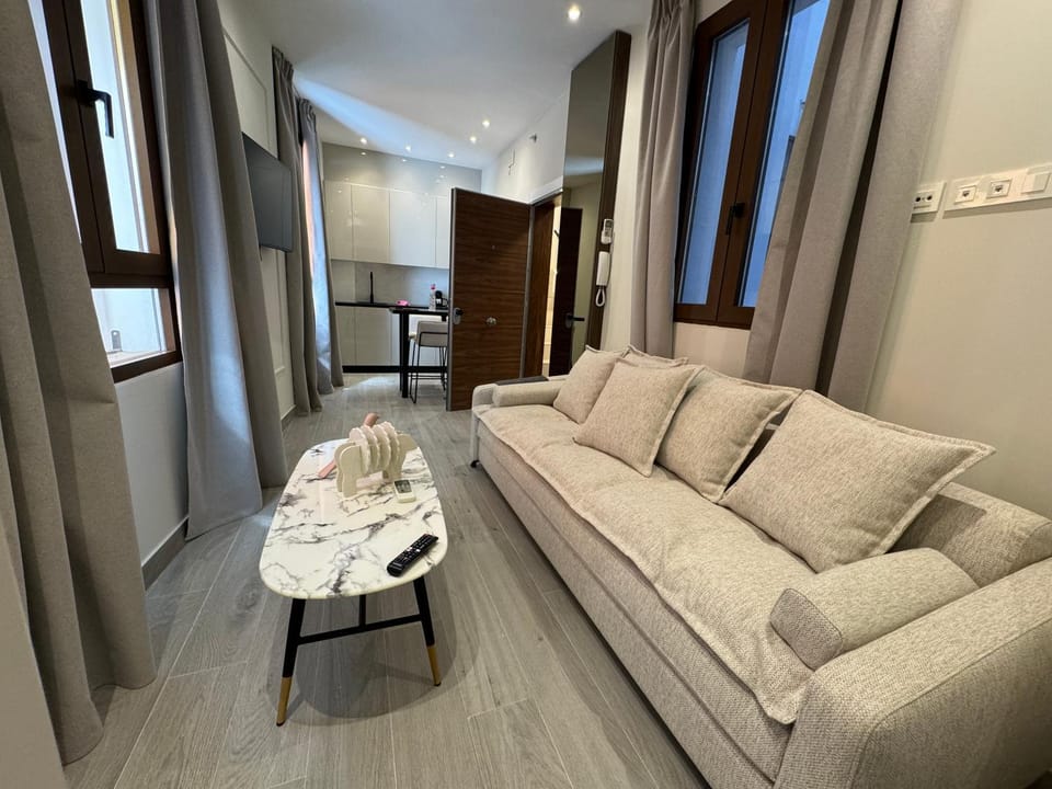 Living room, Seating area