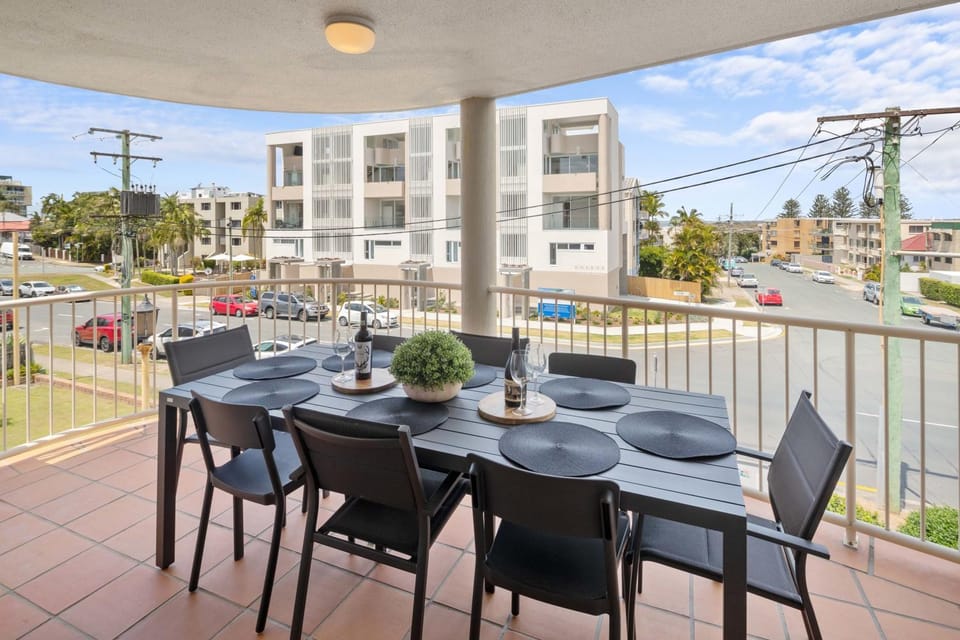 Patio, Balcony/Terrace, Balcony/Terrace, Seating area, Dining area, Location