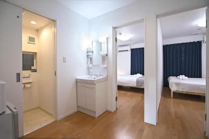 二条 秋 designer house 新築 2ROOM 1階庭付き 4人宿泊可能 House in Kyoto