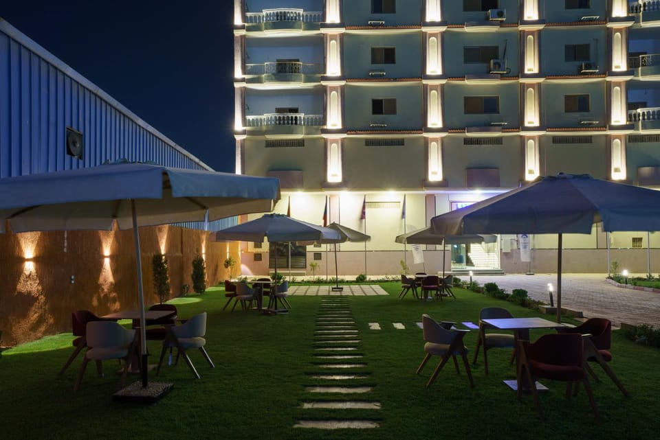Garden, Garden view