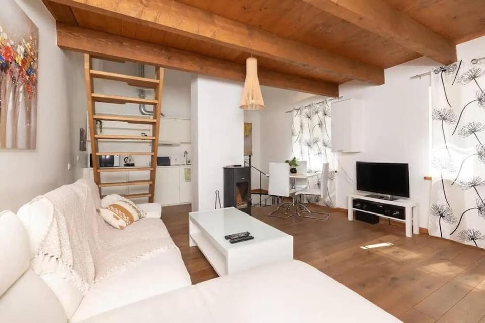 Cozy 3 story house in Old Town Apartment in Tallinn