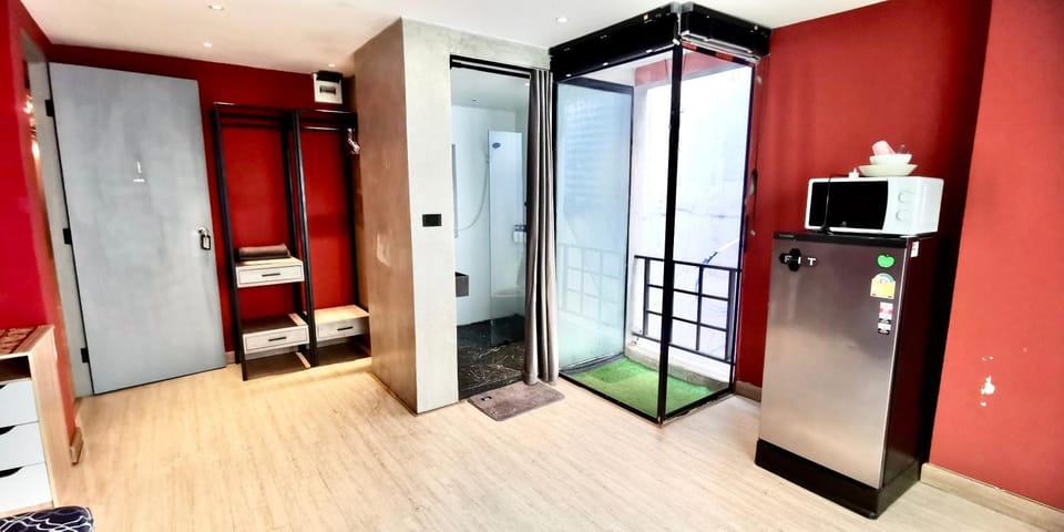 Bathroom, Balcony/Terrace, microwave, minibar