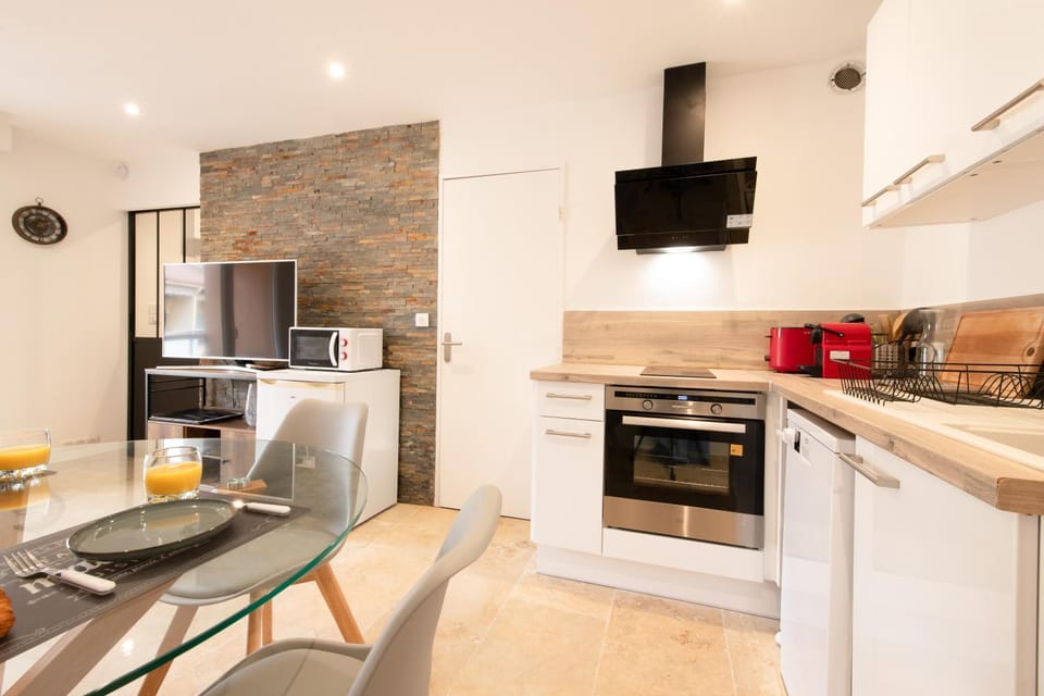 Real Regina Garage Prive Centre Ville et Plage Apartment in Sainte-Maxime