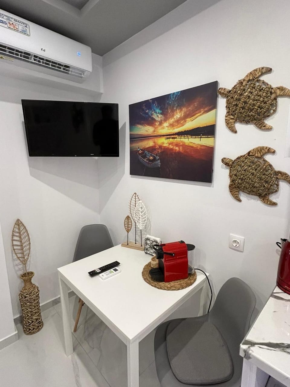 Coffee/tea facilities