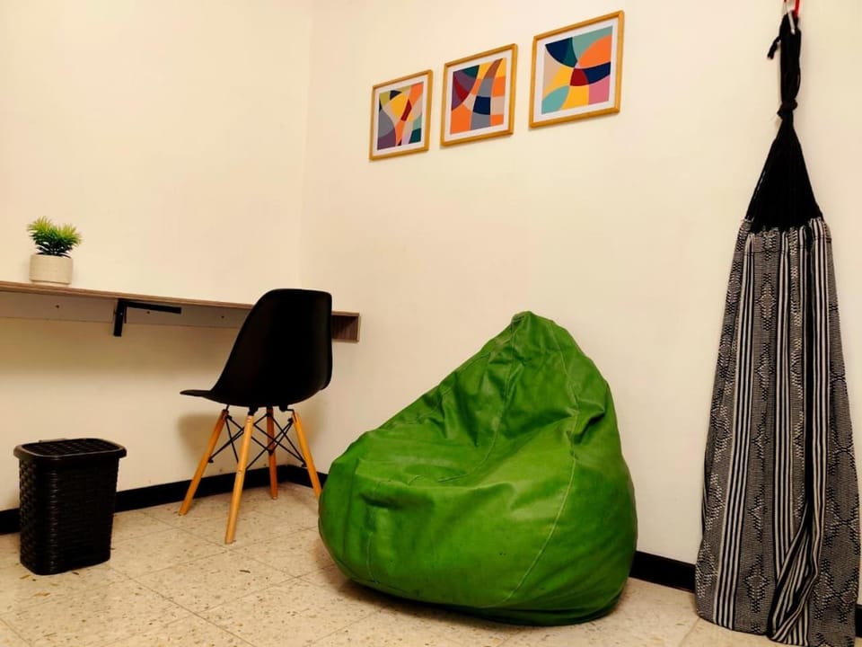 Seating area