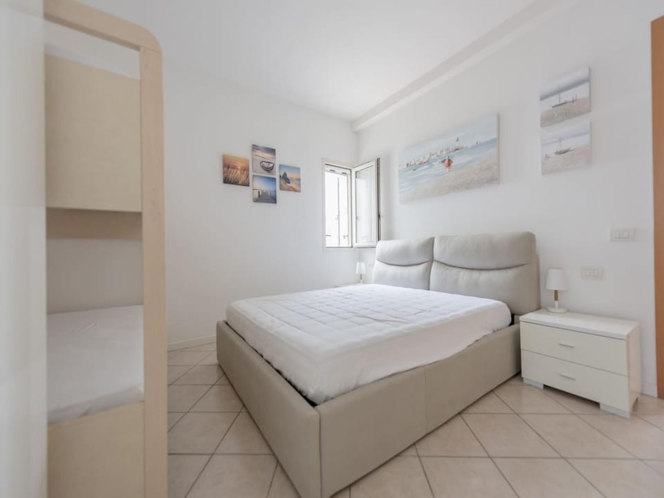 Bed, Bedroom, bunk bed