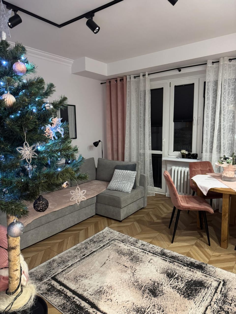 Apartament na rzut beretem od Zamojskiej Starówki Apartment in Poland