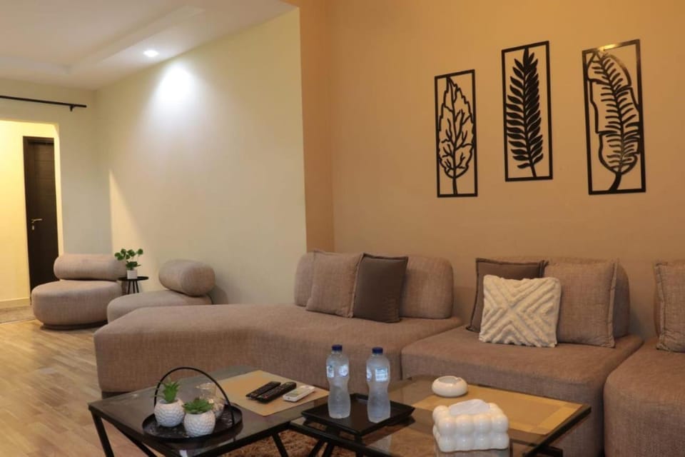 Luxerious apartment with a private garden and pool access Apartment in Egypt