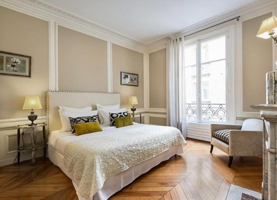 Appartement de Luxe sur les Invalides Apartment in Paris