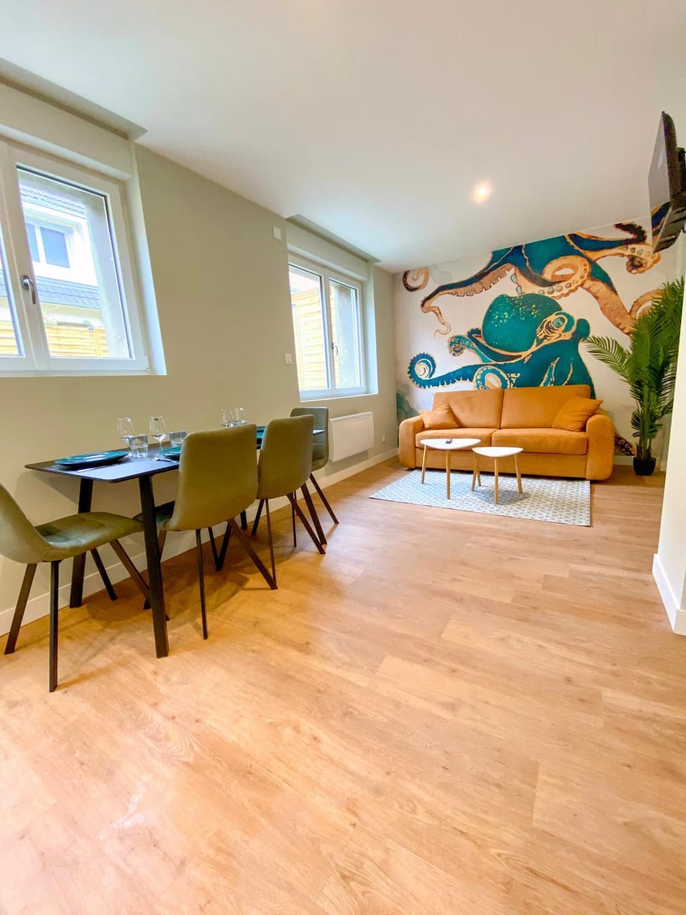 Living room, Seating area