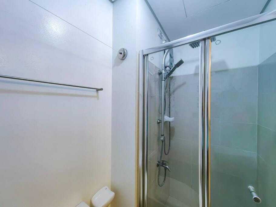 1BR Condotel with Balcony at SM Light Residences #LT02 Apartment in Mandaluyong