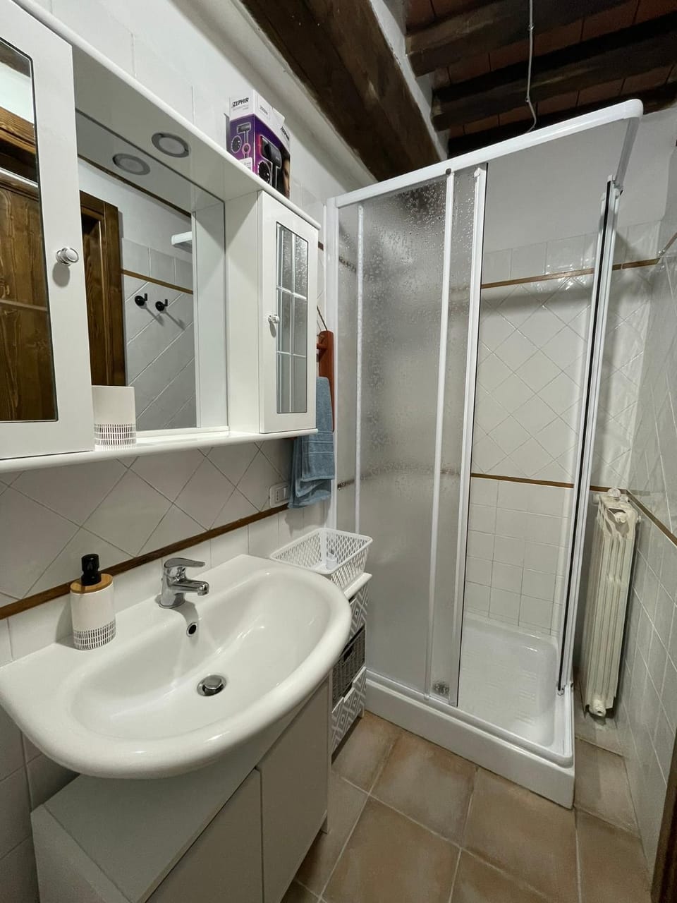 Shower, Bathroom