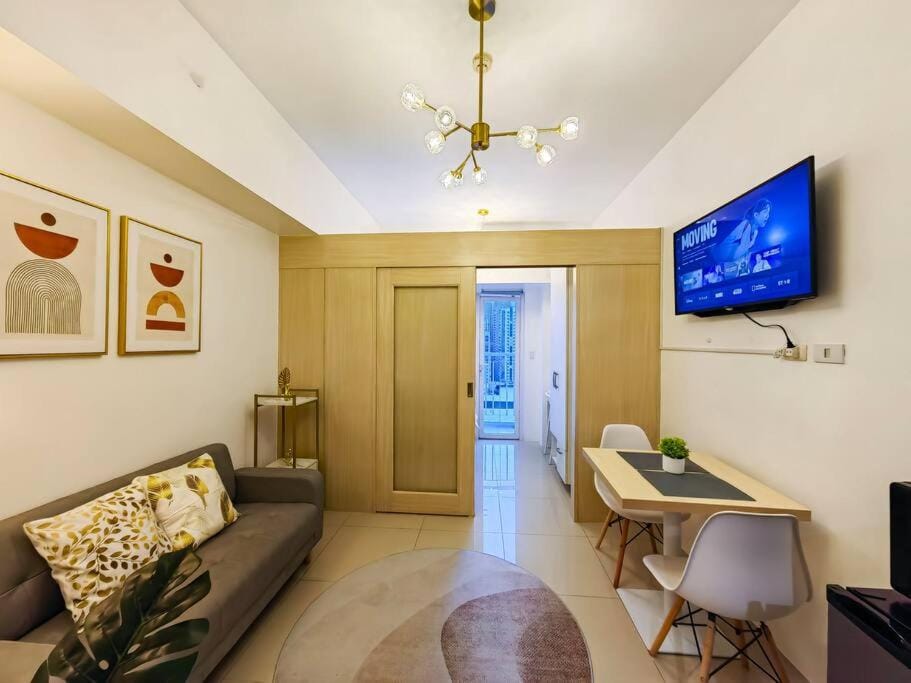 1BR Condotel with Balcony at SM Light Residences #LT03 Apartment in Mandaluyong