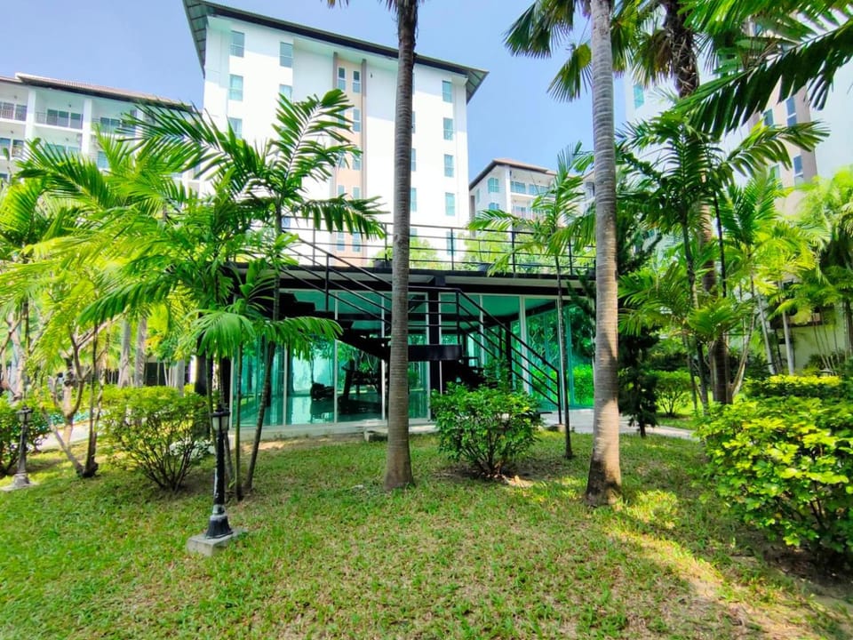 Fitness centre/facilities, Garden view