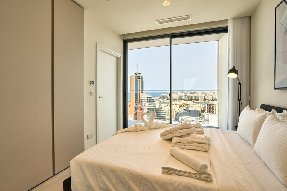 Bed, Bedroom, City view
