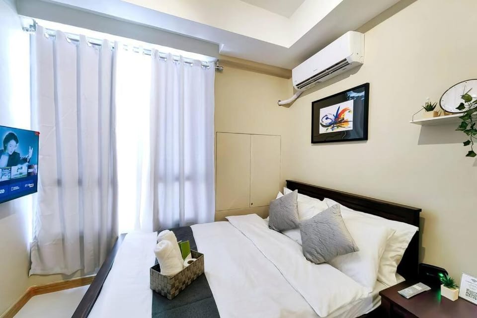 1BR Condotel Suite at Sunshine100 City Plaza #SS07 Apartment in Mandaluyong