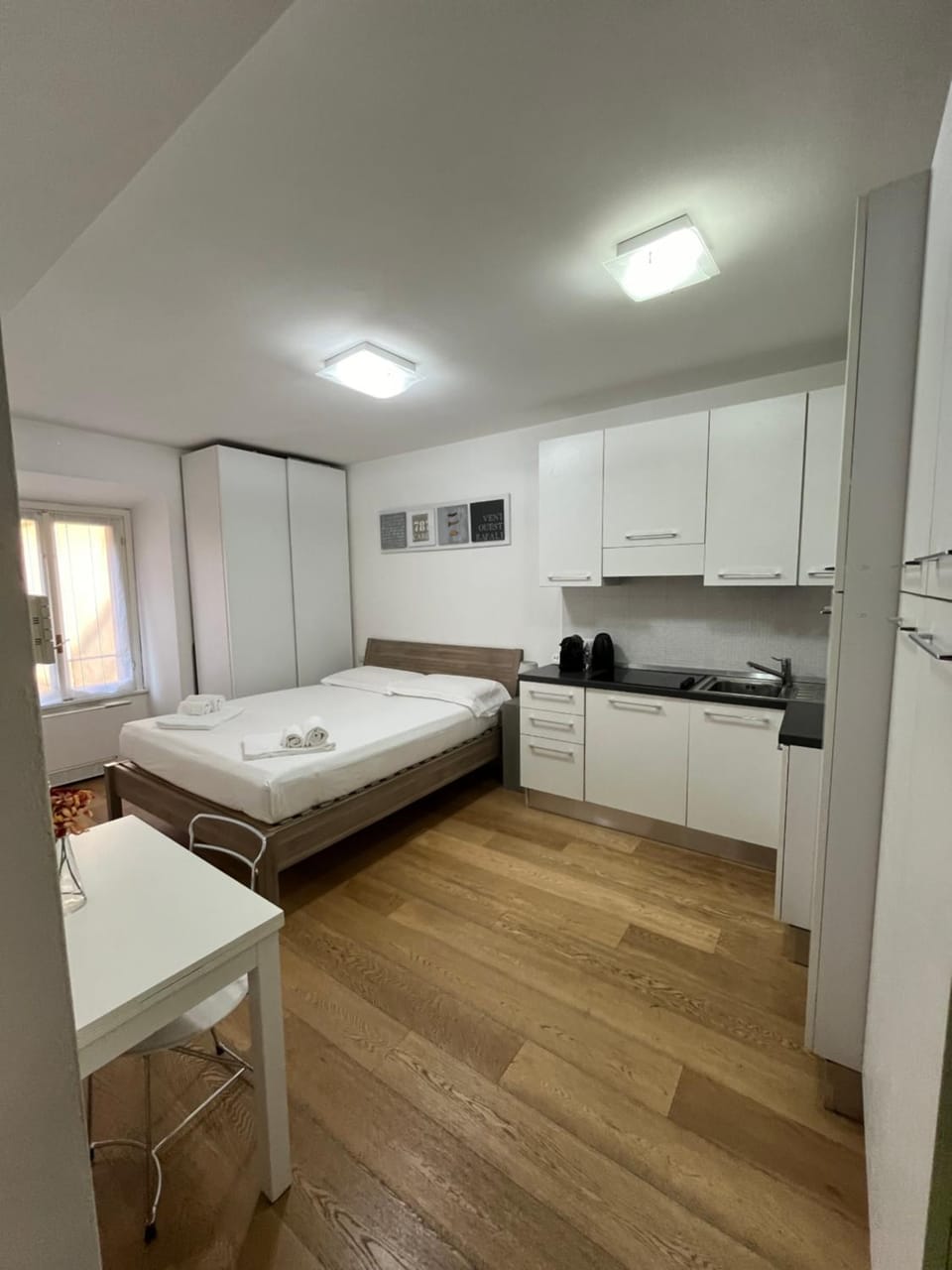 Nest for two Three min from Duomo Apartment in Milan