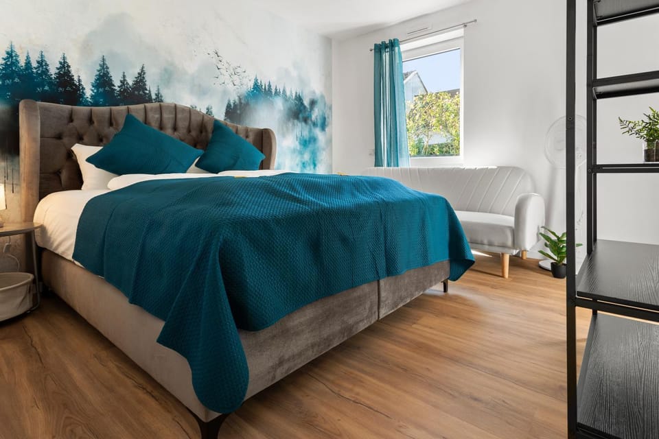 Bed, Photo of the whole room, Bedroom