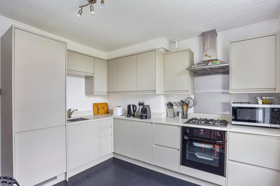 kitchen, kitchen