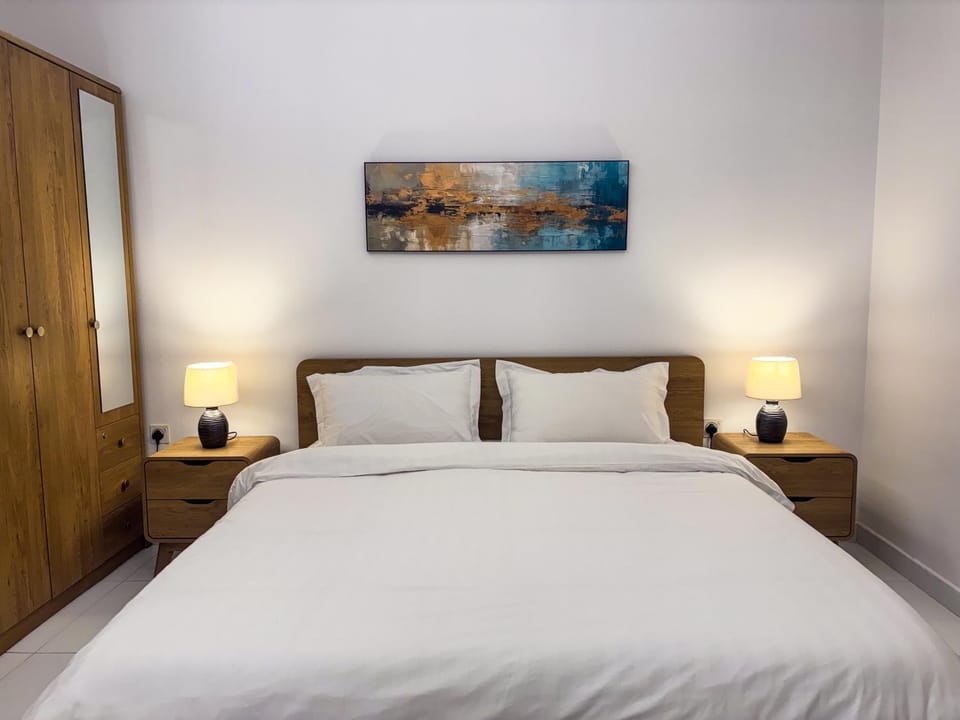 Bed, Photo of the whole room, Bedroom, wardrobe
