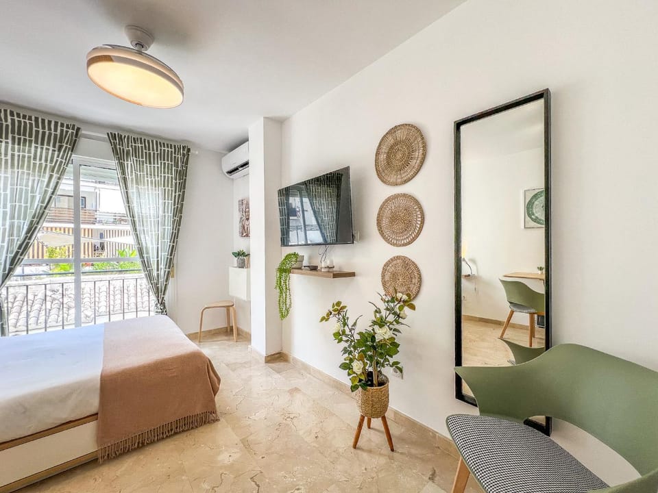 Living room, Bedroom