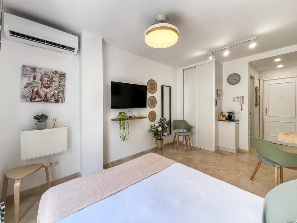 Living room, Bedroom