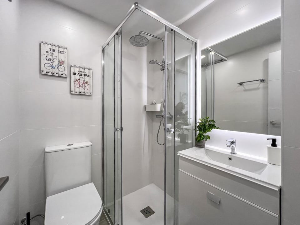 Shower, Bathroom