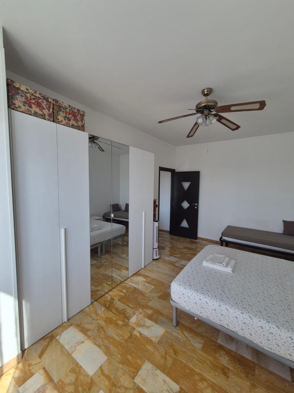 Bedroom, wardrobe