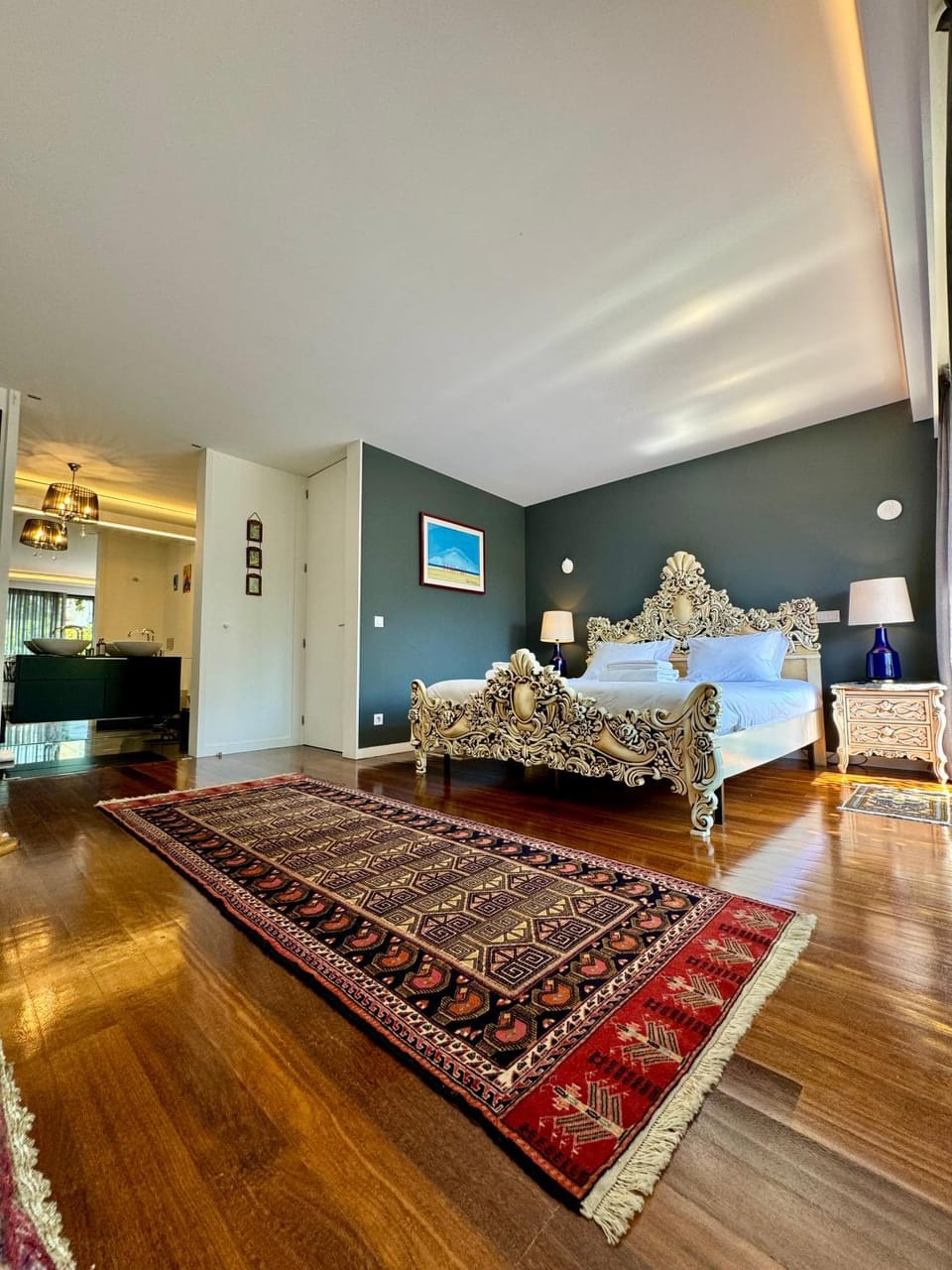 Bed, Photo of the whole room, Bedroom, VIP