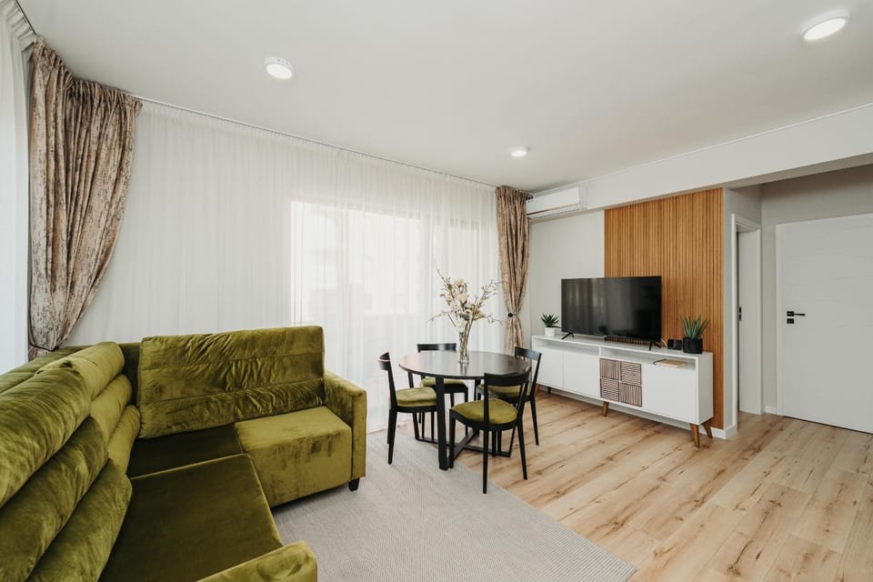 Lavender Nest 6 - Hiperbara - Livezeni - 2BR Apartment in Romania