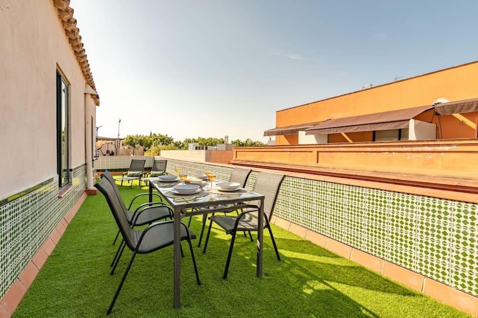 Patio, Day, Garden, View (from property/room), Balcony/Terrace, Dining area, Garden view