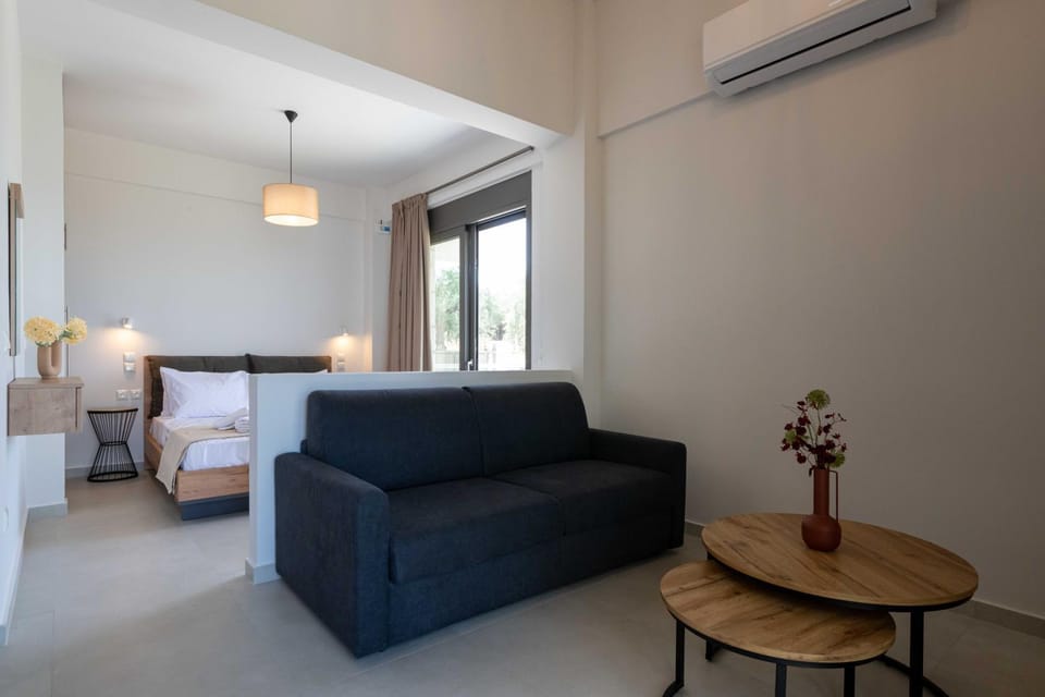 Living room, Bedroom