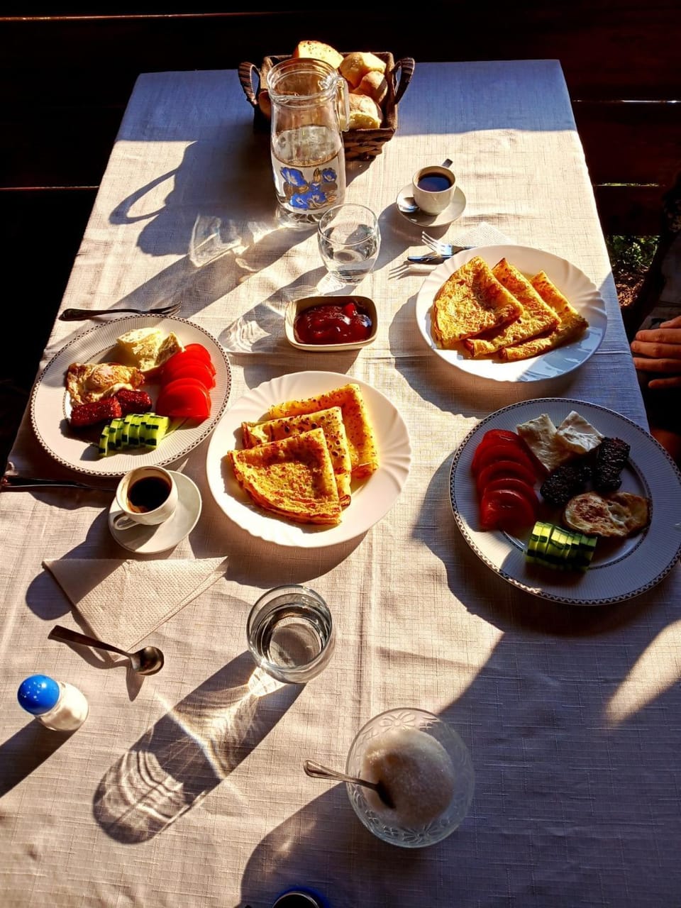 Food and drinks, Food, Breakfast, Drinks