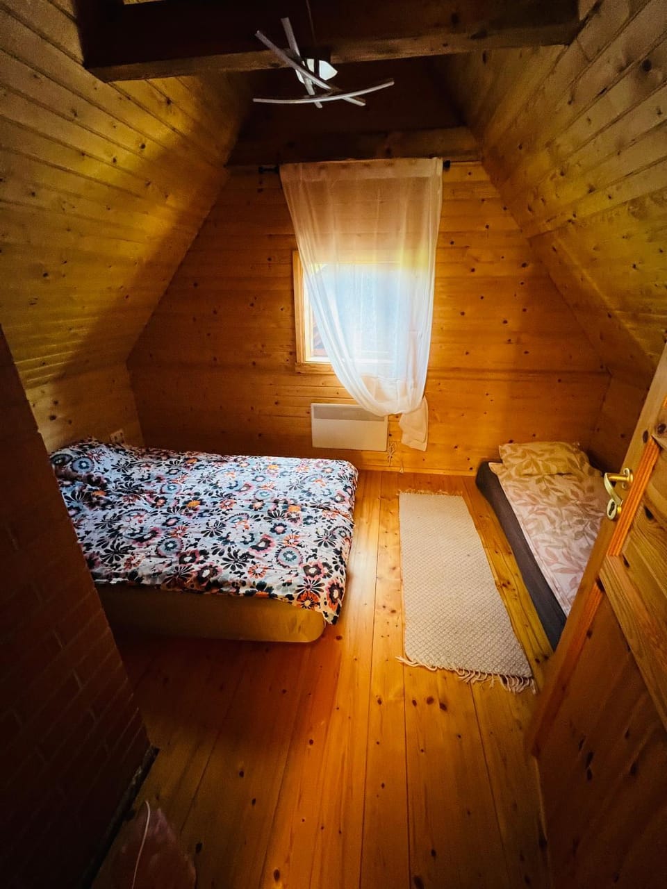 Sirgova puhkemaja koos suitsusaunaga House in Estonia