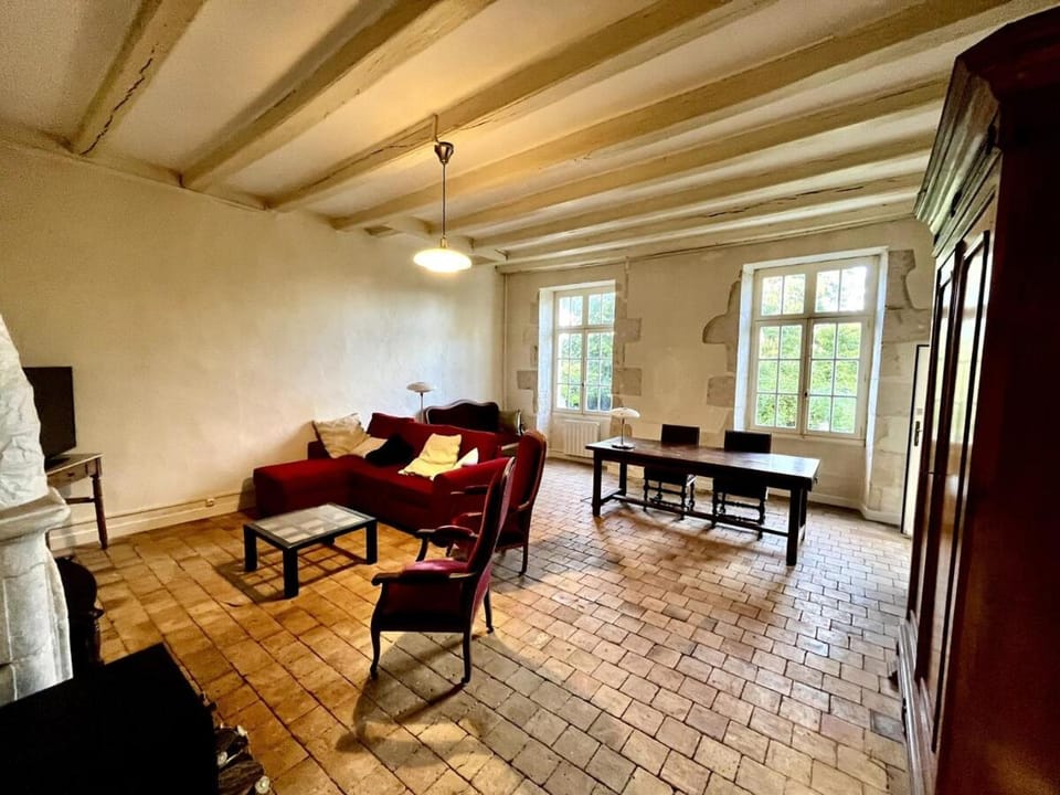 Le Presbytère de la Couture Bed and Breakfast in Pays de la Loire