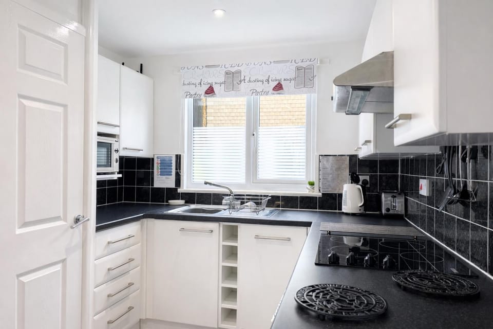 Sunny Coastal Stay Near Hayle & St Ives House in Hayle