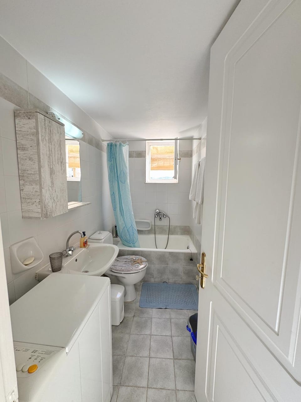 Toilet, Bathroom, Bath, towels