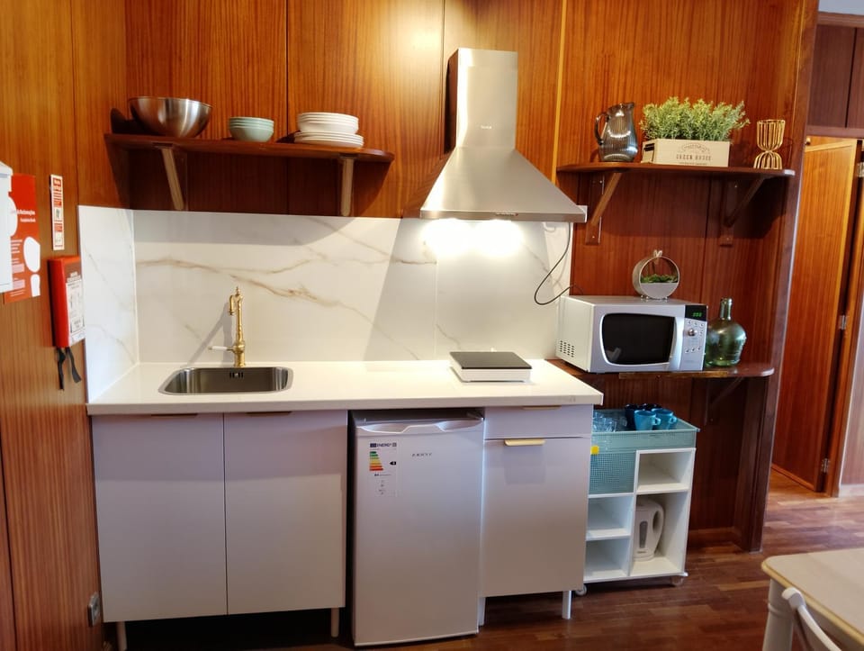 Travel and Live Poveiros Apartment in Porto