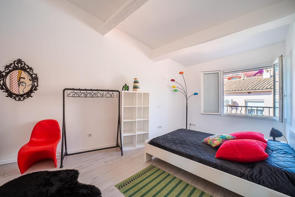 Bed, Bedroom