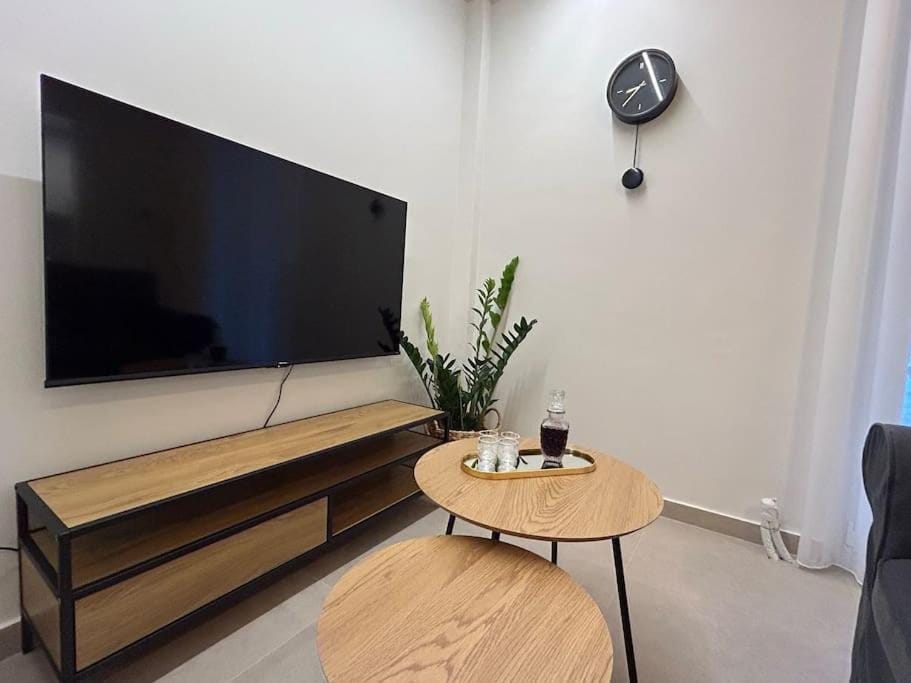 TV and multimedia, Seating area