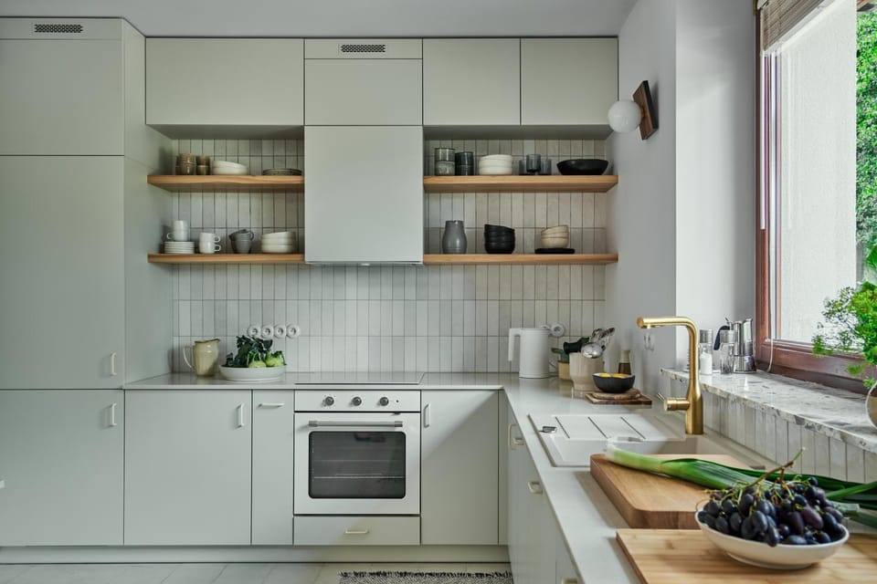 Coffee/tea facilities, Kitchen or kitchenette, Communal kitchen, dishwasher, stove, washing machine, kitchen