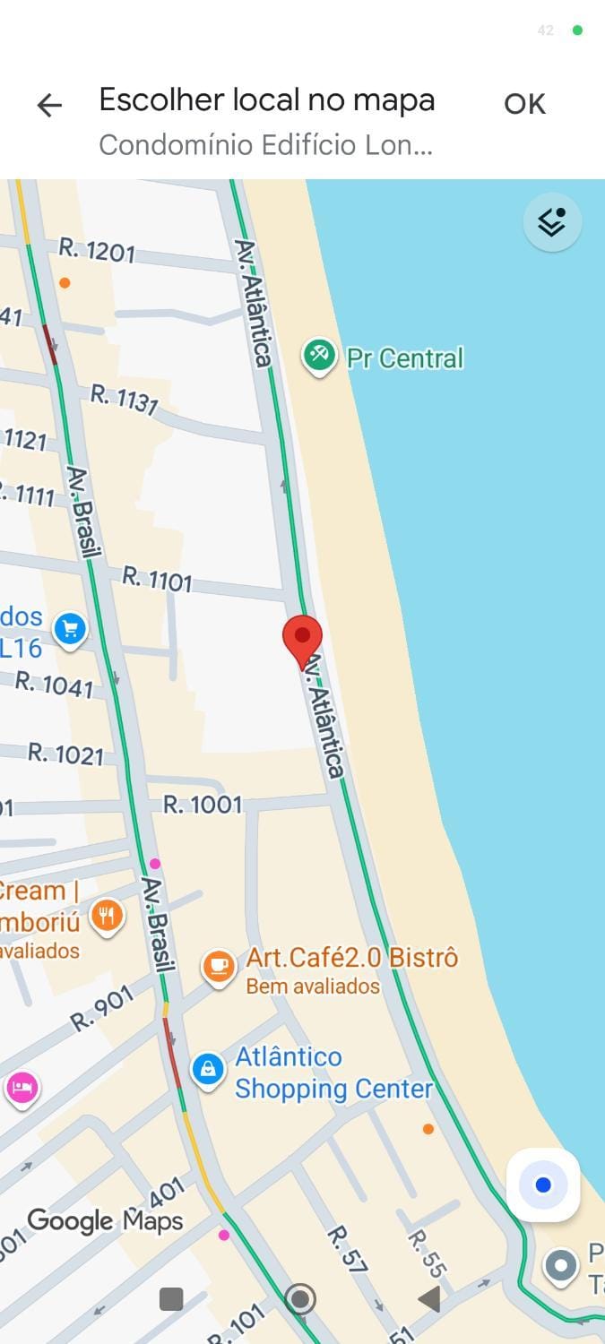 Prédio de frente para o mar garagem pé na areia Apartment in Camboriú