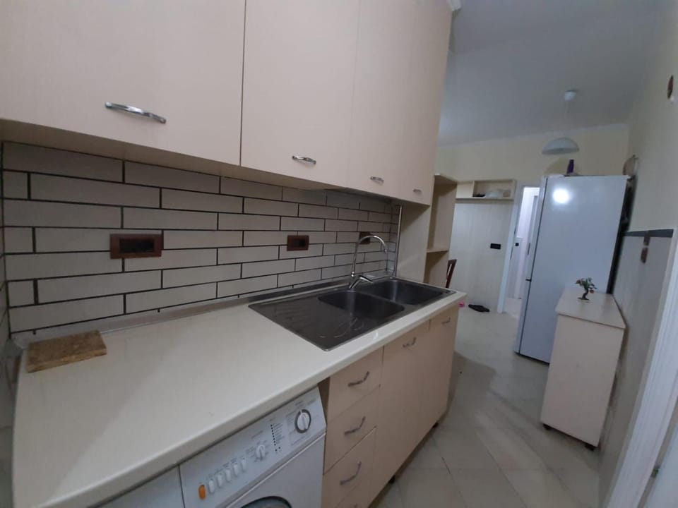 Lovely appartament 1-4 gjm Apartment in Tirana