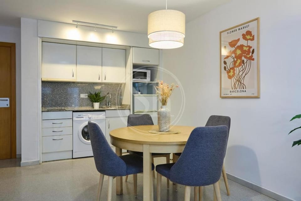 111TH121LAV22- Eixample Cozy Apartment Apartment in Barcelona