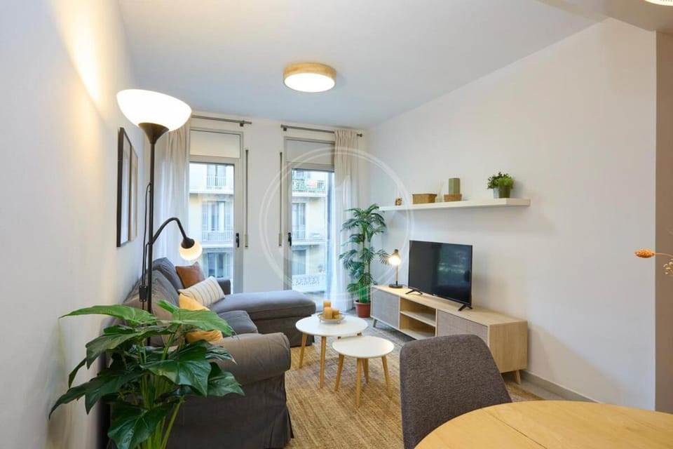 111TH121LAV22- Eixample Cozy Apartment Apartment in Barcelona
